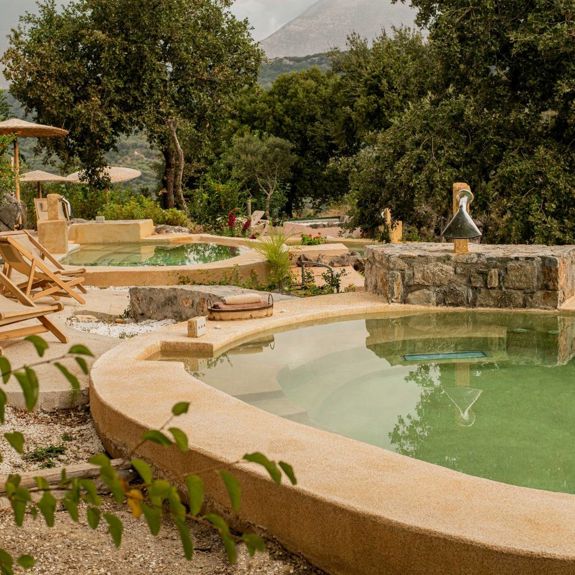 enagron-outdoor-hydromassage-baths-06.jpg

