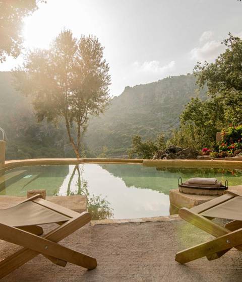 enagron-outdoor-hydromassage-baths-05.jpg
