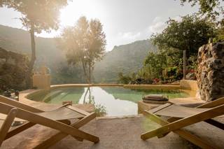 enagron-outdoor-hydromassage-baths-05.jpg
