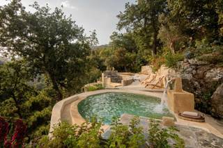 enagron-outdoor-hydromassage-baths-02.jpg
